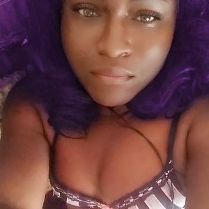 Meet your Posher, Whitney